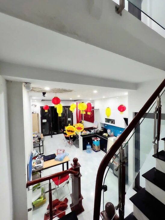 CHÍNH CHỦ NHỜ BÁN NHÀ LÕI ĐỐNG ĐA 50M2, 5 TẦNG, MT4,5M NHỈNH 12 TỶ