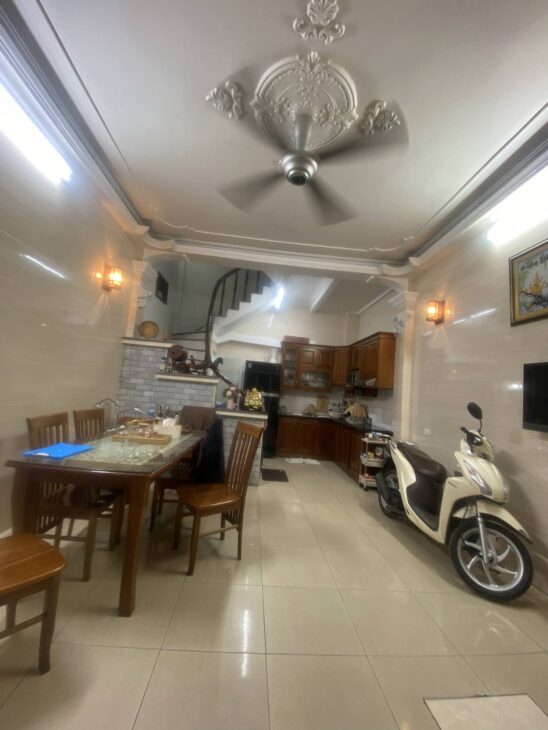 CẦN BÁN NHÀ TRUNG TÂM QUẬN HOÀNG MAI 35M2, 5 TẦNG, MT4.5M NGÕ Ô TÔ GIÁ NHỈNH 7 TỶ