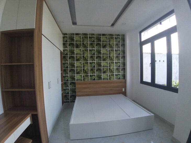 ????SỐC 4,999 TỶ- NHÀ 8PN – 1 SẸC THẠNH LỘC 29, CÁCH NGÃ TƯ GA 500m.