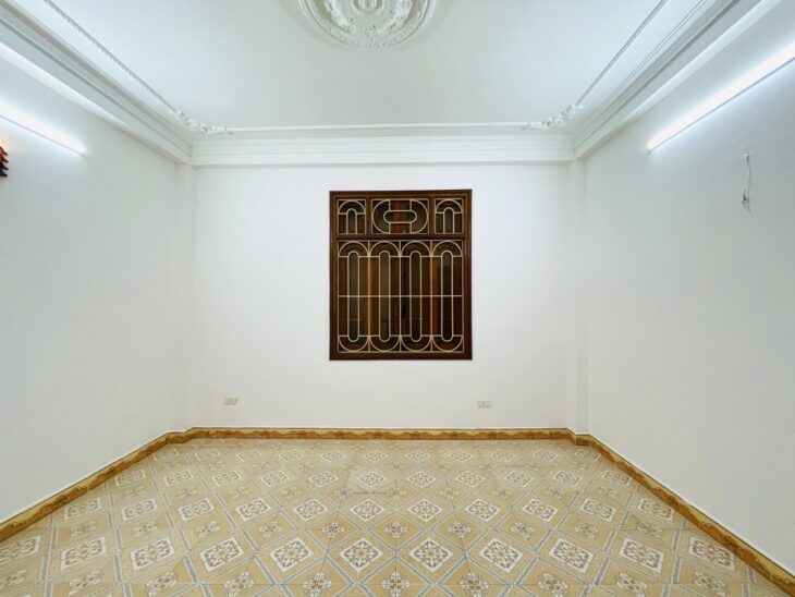 GĐ BÁN NHÀ PHỐ VƯƠNG THỪA VŨ, 42M², 4 TẦNG – PHÂN LÔ, Ô TÔ TRÁNH, NGÕ THÔNG.