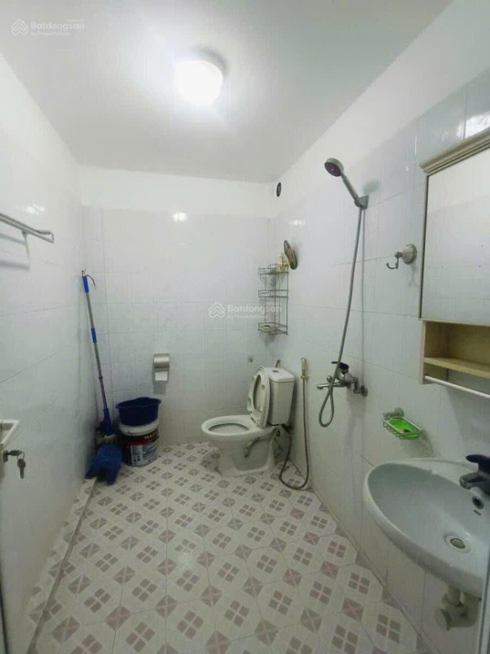 Cần bán gấp nhà Hoàng Văn Thái, 65m2x5T, MT 4.5m, giá 13.5 tỷ, hai ô tô tránh, dừng đỗ ngày đêm