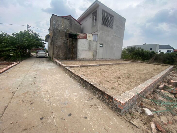 CC bán Đất TT Quang Minh,full TC 50.6m,mt4m,giá đầu tư