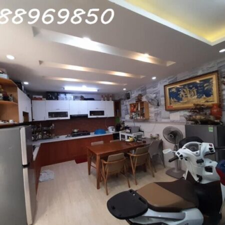 BÁN NHÀ MẶT PHỐ THỦ ĐỨC – 9,96 TỶ – 125M2 – 4 TẦNG – 4PN – VỊ TRÍ VÀNG