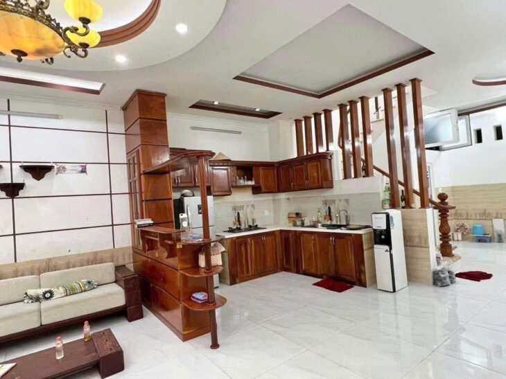 Cho thuê Nhà lầu Đẹp 3 phòng ngủ Full nội thất mới đẹp