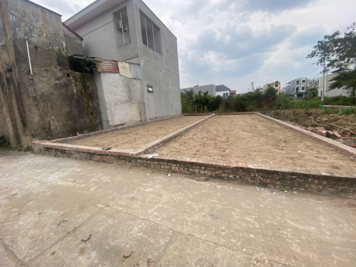CC bán Đất TT Quang Minh,full TC 50.6m,mt4m,giá đầu tư