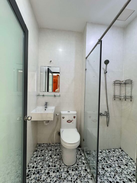 HOÀNG HOA THÁM – Q.BÌNH THẠNH – HẺM 3M – ( 4.8 x 9 ) 5 TẦNG – 43M² 7.25 TỶ