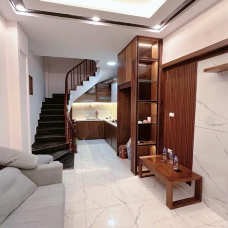Nhà Đẹp Ngõ 179 Vĩnh Hưng Ô Tô Đỗ Cửa – 5 Tầng – TT Quận Hoàng Mai
