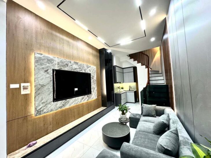 ĐỐNG ĐA R.Ẻ ĐẸP- NHÀ PHỐ CÁT LINH – DƯỚI 5 Tỷ- CHỈ VIỆC XÁCH ĐỒ VỀ Ở Nhà 5 tầng, mới đẹp- thông