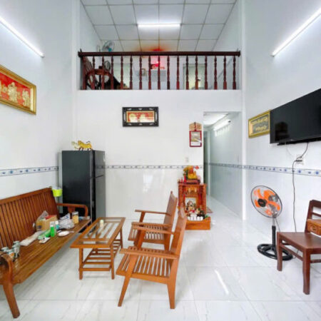 Bán nhà hẻm 19 Trần Bình Trọng ,sau lưng sở kế hoạch đầu tư.