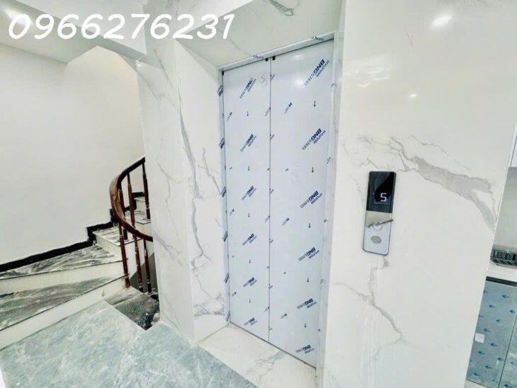 QUAN NHÂN – 5 TẤNG THANG MÁY – Ở NGAY 6,9 TỶ