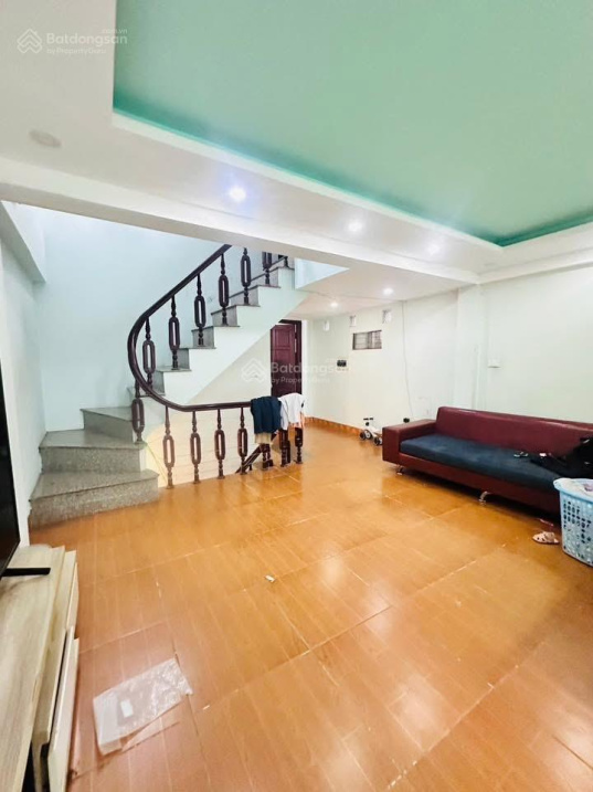 Hiếm! Mặt Ngõ Trần Cung Cách Phố 20m – DT: 52m2 5 tầng mặt tiền 4,5m giá 10,5 tỷ