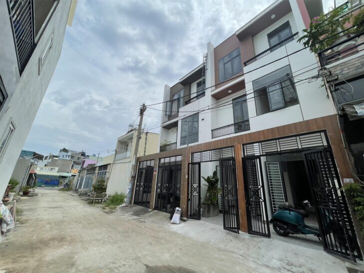 VIP THẠNH XUÂN43 – Q12 – CẶP NHÀ SỔ HỒNG-DÀI SỌC- 6 PHÒNG -49M2 ĐẤT- ĐƯỜNG THÔNG 6M-3,58 TỶ.