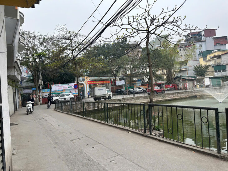 Bán nhà mặt phố Vip 100m Quan Nhân view Hồ Vip cực đẹp Thanh Xuân, HN