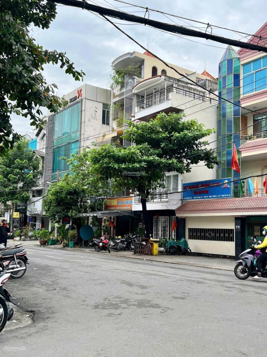 GIẢM 3 TỶ XỬ LÝ BANK, NGỘP 12 TỶ BÁN BIỆT THỰ GÓC 2 MẶT TIỀN NGUYỄN GIA TRÍ ( D2) BÌNH THẠNH