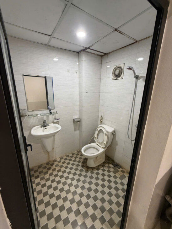 Đặng Văn Ngữ 37M2, 5 TẦNG,MT 6M GIÁ CHỈ 7.8 tỷ Đống Đa Hà Nội LH:0989326141