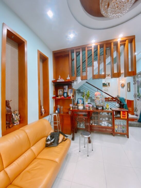 NHÀ ĐẸP CẠNH ĐƯỜNG NGUYỄN DUY – 69M2 ( 4.6 X 14) – 4 TẦNG CHỈ 8.8 TỶ