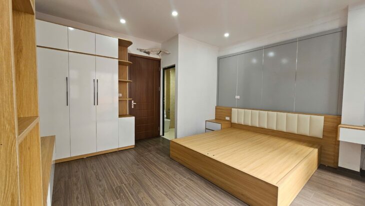 BÁN NHÀ XUÂN ĐỈNH – 34 M2 X 5 TẦNG – THANG MÁY- MT 4.5M – 03 THOÁNG VĨNH VIỄN .