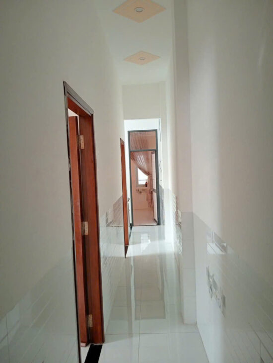 Nhà 6 triệu 4 phòng ngủ gần đại học y dược Cần Thơ