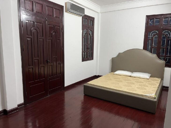 NHÀ ĐẸP 5 TẦNG – GĐ BÁN NGAY PHỐ HOÀNG CẦU, 56M² – LÔ GÓC 2 THOÁNG, GARA Ô TÔ.