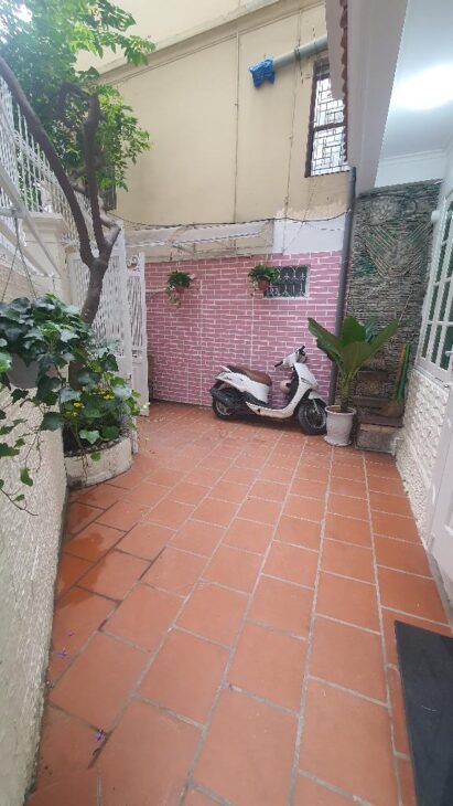 Hiếm, Đội Cấn, lô góc, 2 thoáng, 46 m2, MT 4 m, 4 tầng, chỉ 9.8 tỷ