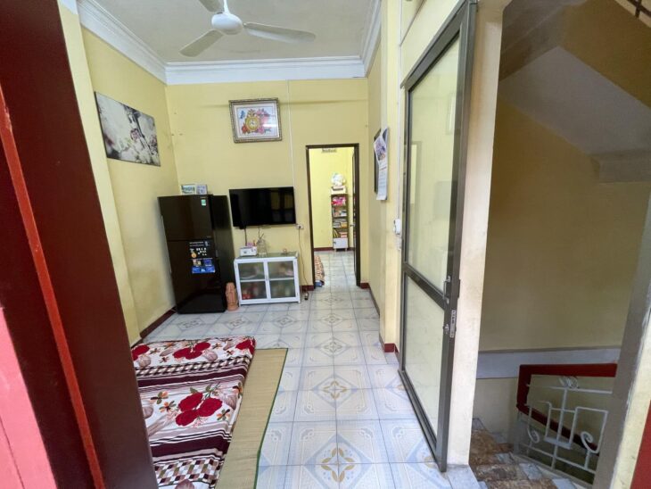 BÁN NHÀ MẶT NGÕ THÔNG VÕ THỊ SÁU – 33M2 x 3T MT 5.6M – 6.1 TỶ – Ô TÔ DỪNG ĐỖ NGÀY ĐÊM