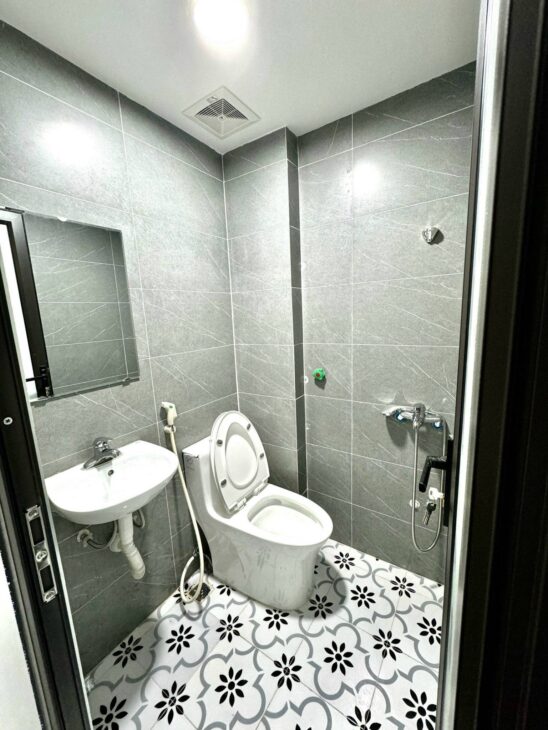 Bán nhà Khương Hạ, Diện tích 50m2, 4 tầng MT 4m giá nhỉnh 7 tỷ