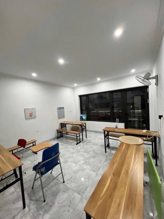 CHÍNH CHỦ NHỜ BÁN NHÀ LÕI ĐỐNG ĐA 50M2, 5 TẦNG, MT4,5M NHỈNH 12 TỶ