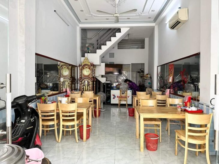 NHÀ QUẬN TÂN PHÚ – HẺM XE HƠI THÔNG – 4 TẦNG VÀO Ở NGAY