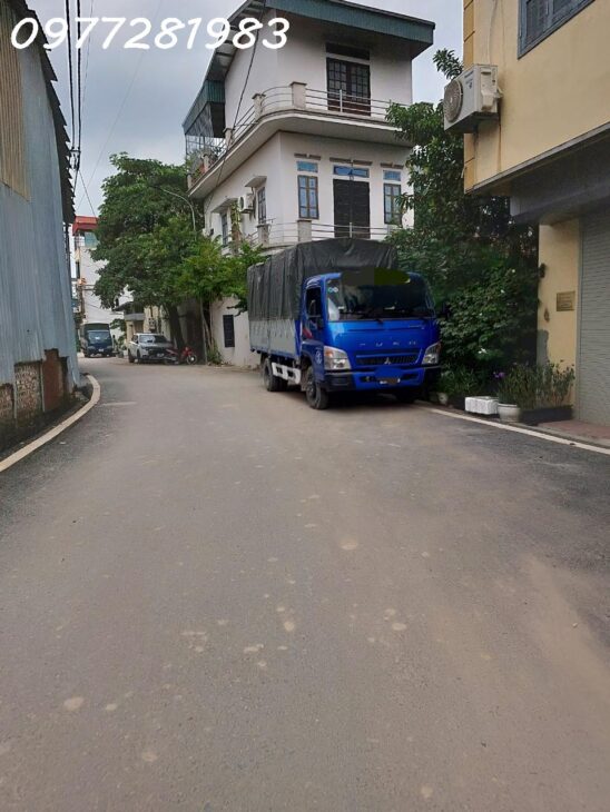 Cạnh Nhổn nhà dân xây 5 tâng lô goc, kinh doanh, 2 xe tải tranh, giá 11.3 tỷ