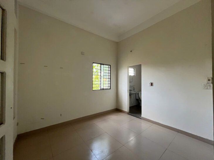 Chỉ 20tr.tháng. CHO THUÊ NHÀ 3 TẦNG MẶT TIỀN BÀ TRIỆU