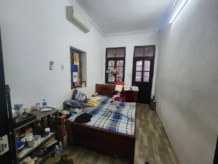 NHÀ MẶT PHỐ TRƯƠNG ĐỊNH 34M 3 TẦNG LÔ GÓC MỘT MẶT PHỐ MỘT MẶT NGÕ Ô TÔ VỊ TRÍ VÀNG KINH DOANH ĐỈNH