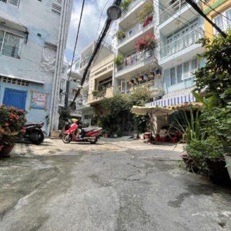 Bán nhà 4 tầng, hẻm 6m Lý Thái Tổ quận 10. Chỉ 7.1 tỷ ( Thương lượng)