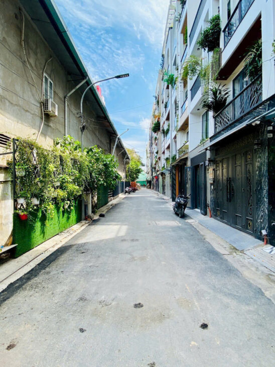 GẤP SIÊU PHẨM SMART HOME, HẺM THẲNG NGẮN, XE HƠI TRÁNH NHAU, NGAY EMART 2, KHU ĐỒNG BỘ, AN NINH,