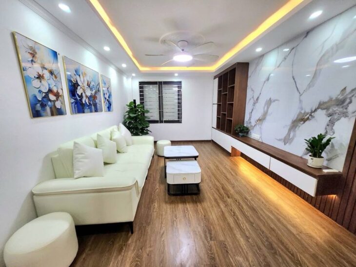 BÁN NHÀ BẰNG LIỆT, HOÀNG MAI, 10M RA Ô TÔ, HÀNG XÓM LINH ĐÀM, 32M2, 6.79 TỶ(CTL)