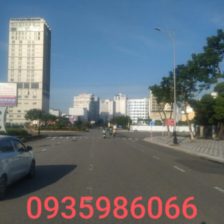 ????Bán nhà mặt tiền Sơn Trà, đường 7m5, 146m2, gần biển Mân Thái chỉ 7 tỷ 900