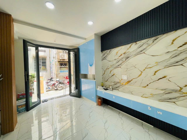 BÁN NHÀ HẺM NGUYỄN CẢNH CHÂN, QUẬN 1 – 28M2, 2 TẦNG, 3PN, 3WC – GIÁ 5.8 TỶ – SỔ HỒNG CHÍNH CHỦ