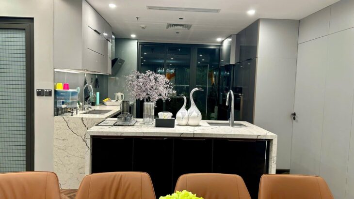 CHÍNH CHỦ BÁN CĂN 3 NGỦ – ĐÔNG NAM – 135M² – TIME TOWER, 31 LÊ VĂN LƯƠNG