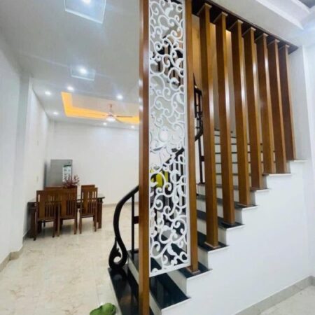 Siêu phẩm nhà đẹp Định Công Thượng, 4 tầng, tặng full nội thất, chỉ hơn 8 tỷ