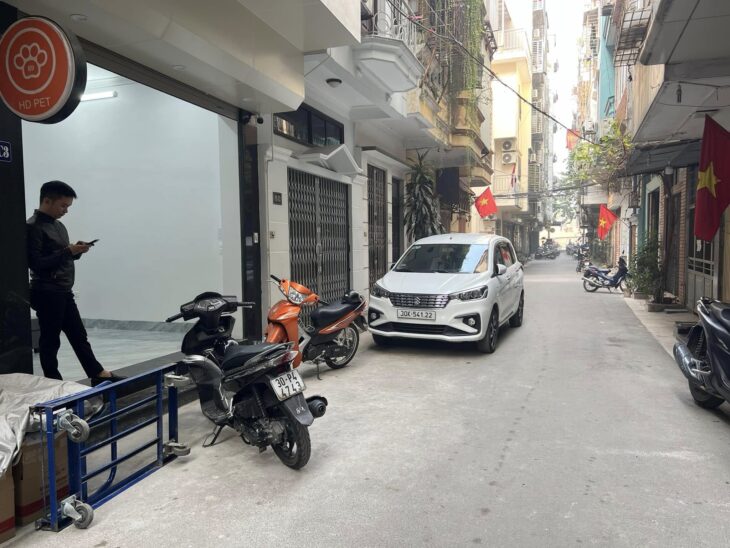 Bán Nhà Cầu Giấy 35/42m x 4 Tầng Ô Tô Kinh Doanh Giá 14 Tỷ.