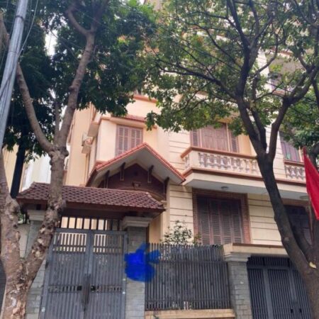 Cho thuê nguyên căn biệt thự Trung Văn Olympia, 140m2, 4 tầng, làm văn phòng, kinh doanh