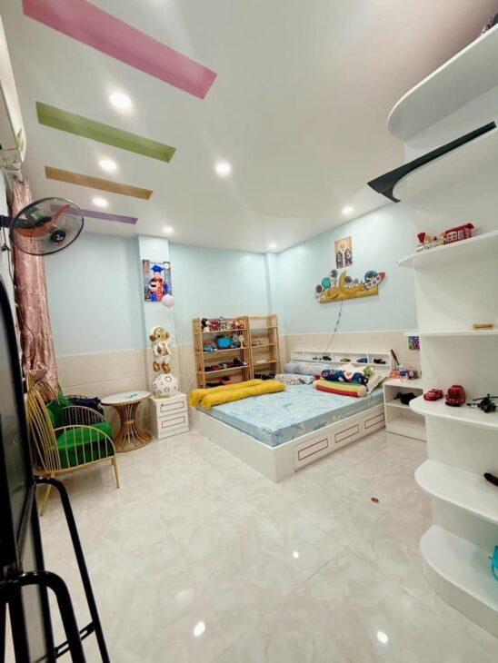 SIÊU PHẨM NGANG LỚN 8M SIÊU HIẾM – MẶT TIỀN ĐƯỜNG 9A BHHA – XE HƠI NGỦ TRONG NHÀ – 3 TẦNG 160m2 CHỈ
