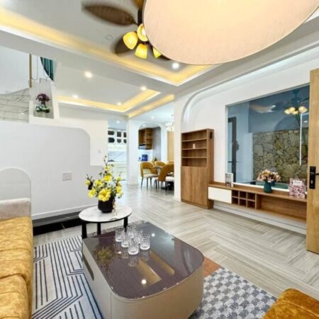 # Kiệt Trưng Nữ Vương gần Chợ Mới, Phố Đi Bộ Bạch Đằng, 72m2, 2 tầng mới hiện đại, 3.75 tỷ