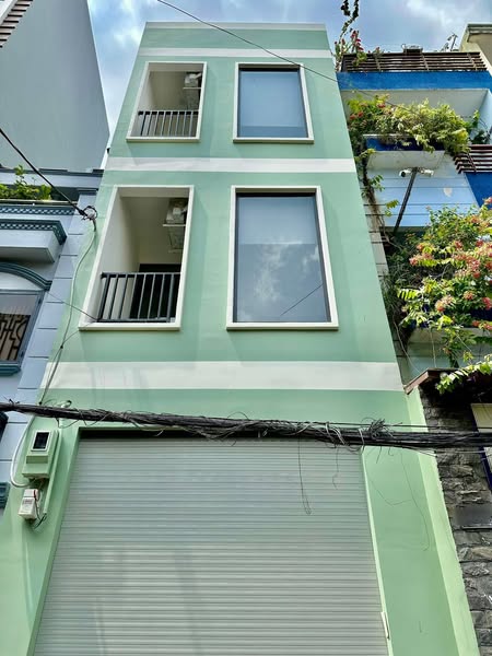 Nhà Hẻm Ôtô Đường Hồ Bá Kiện Phường 15 Quận 10.