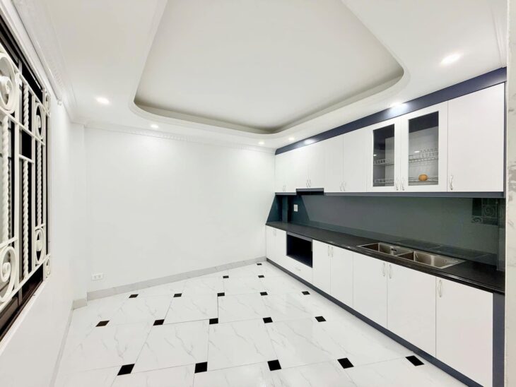 BÁN NHÀ PHỐ MINH KHAI – KINH DOANH ĐỈNH -THANG MÁY -60mx6 -24 tỷ