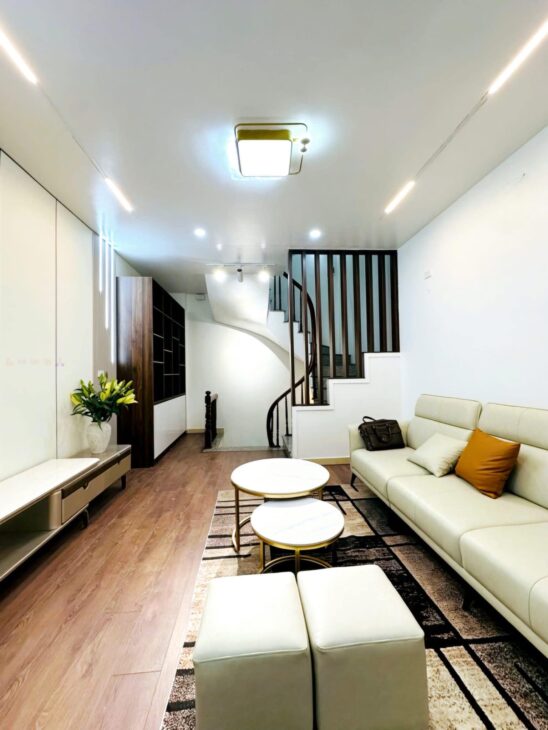 MẶT PHỐ ĐỐNG ĐA – NHÀ ĐẸP – MẶT PHỐ KINH DOANH NGÀY ĐÊM – VIEW CÔNG VIÊN – SỔ RIÊNG 25m2 x nhỉnh 3
