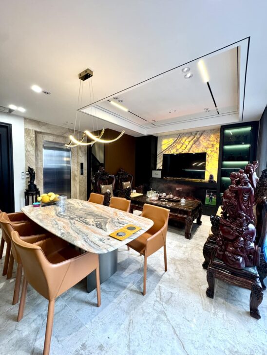 Bán nhà Vương Thừa Vũ 42m2.5T nhà mới, ngõ thông, phân lô, ô tô đỗ cửa