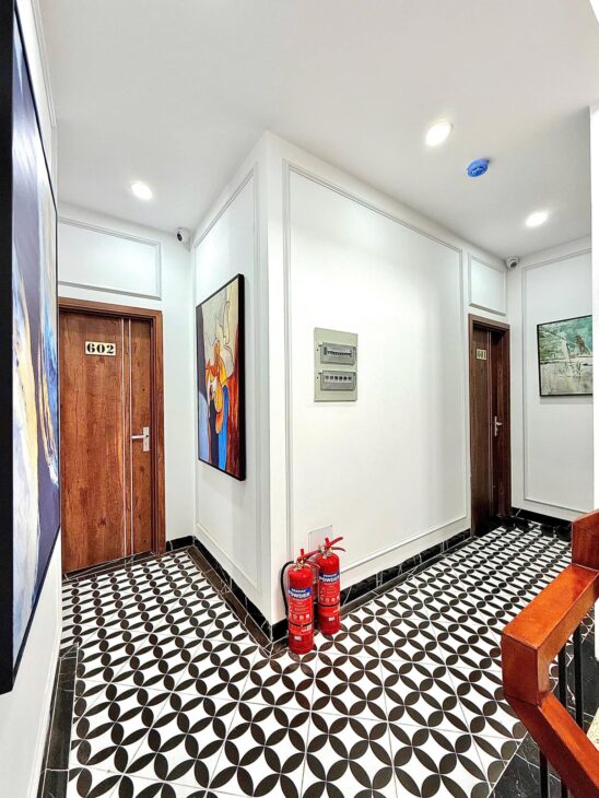 KIM GIANG – Toà Nhà Dòng Tiền 1.5 tỷ/năm – 3 Ô Tô Tránh, Lô Góc, 34 Căn Hộ Cao Cấp, Ngõ Thông