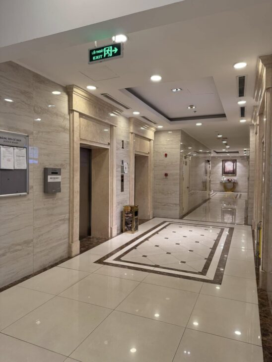 BÁN CĂN CHUNG CƯ ROYAL CITY – BAN CÔNG ĐÔNG NAM – 3 PN – 2 WC – 131M2 – 13.5 TỶ