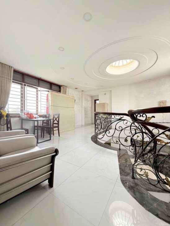 ????????GẤP BÁN!BIỆT THỰ SÂN VƯỜN GIÁ RẺ- 600M2 NGANG HƠN 9 MÉT – NỞ HẬU TÀI LỘC – MẶT TIỀN LIÊN KHU