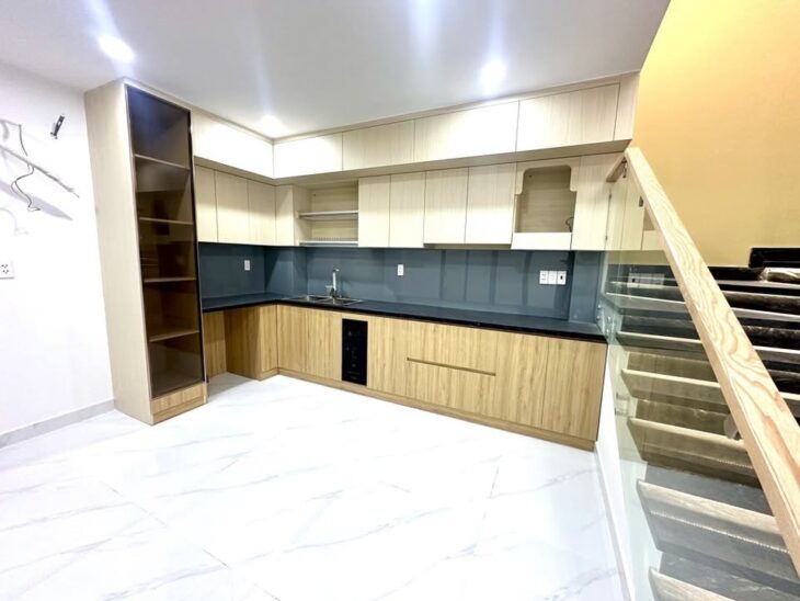 BIỆT THỰ MINI NGAY TT Q7 – DIỆN TÍCH VÀNG 100m2 ( 5X20m ) HXH 8M – NHỈNH 11TỶ